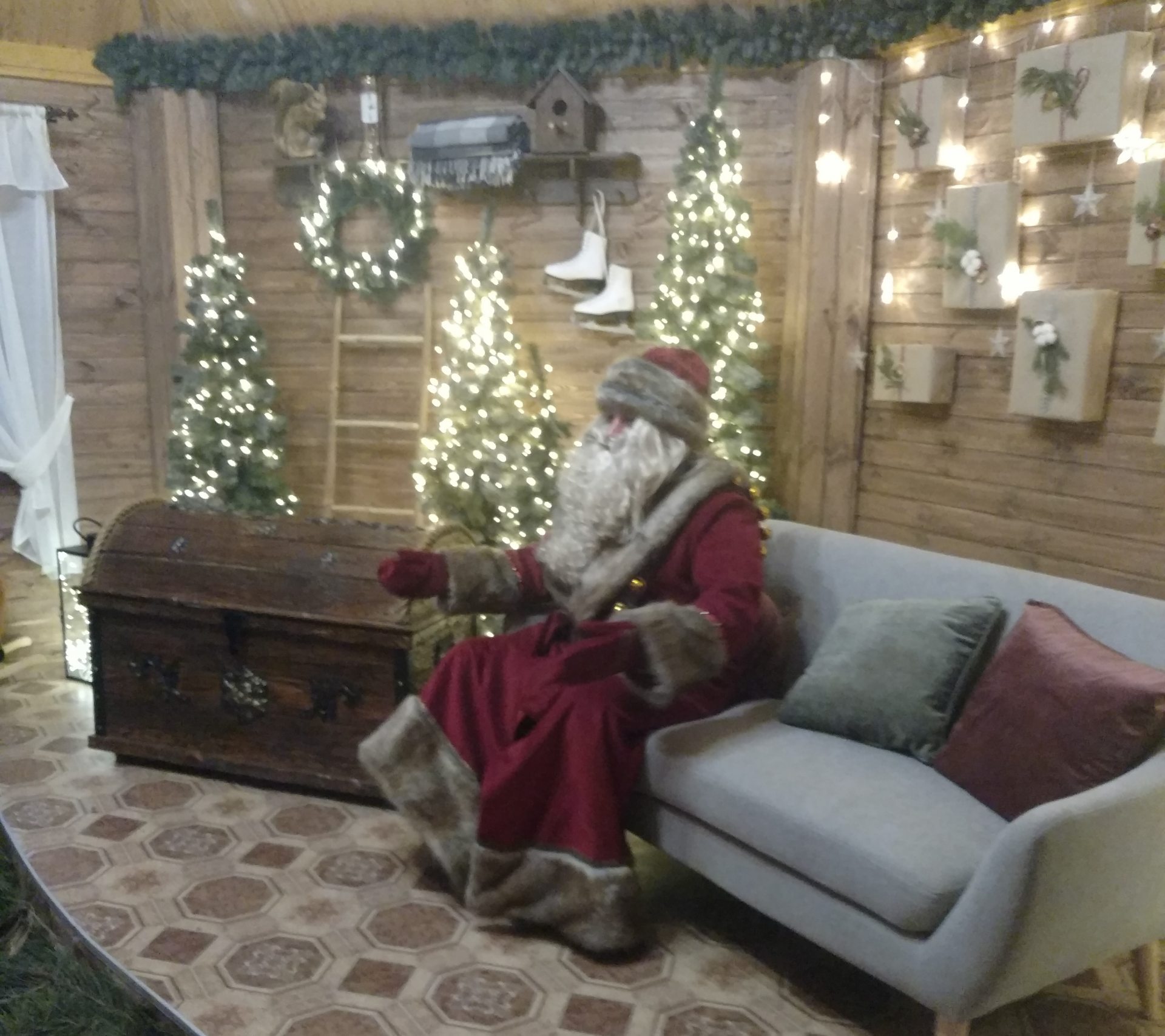 У  Херсонській резиденції Дід Мороз вже приймає заявки на здійснення бажань